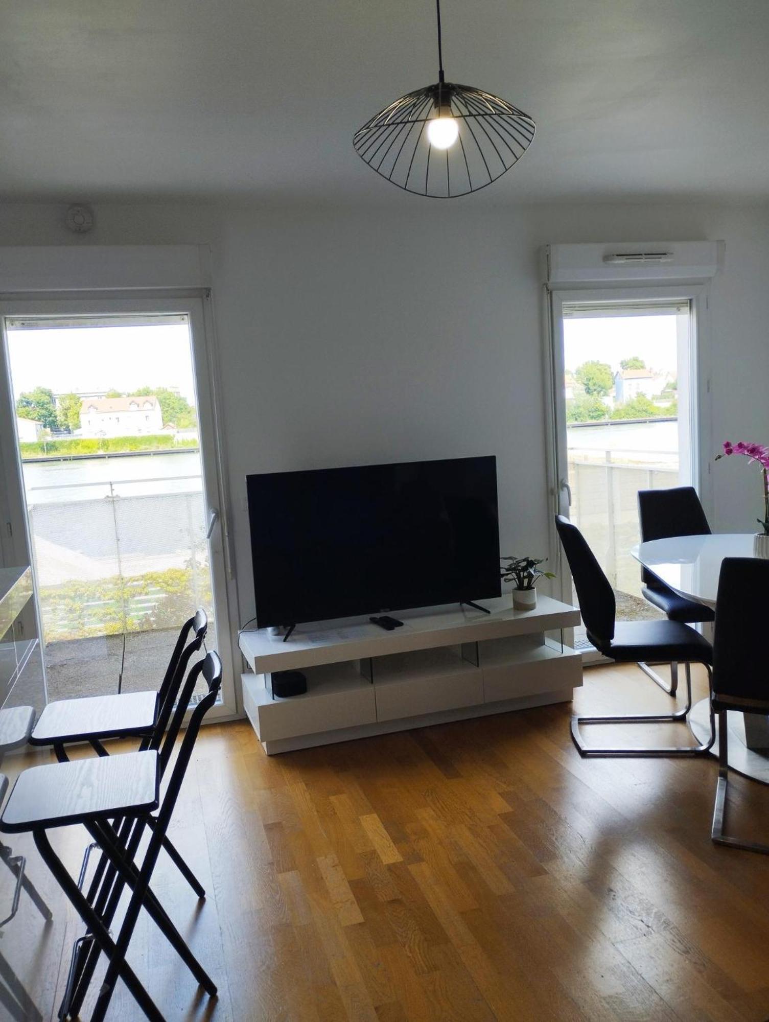 Orchidees Choisy 5Pers Parking Wifi Apartment ภายนอก รูปภาพ